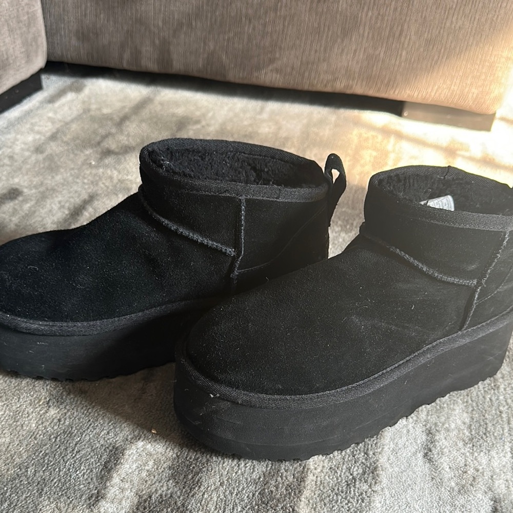UGG Women Black Platform Boots